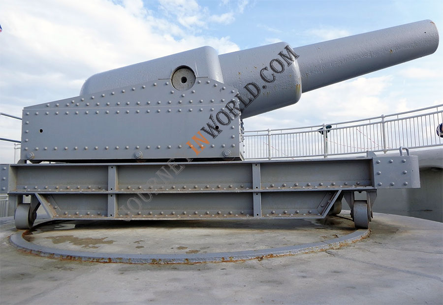 Medium size - left floating